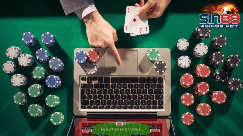 Tìm hiểu về poker online uy tín